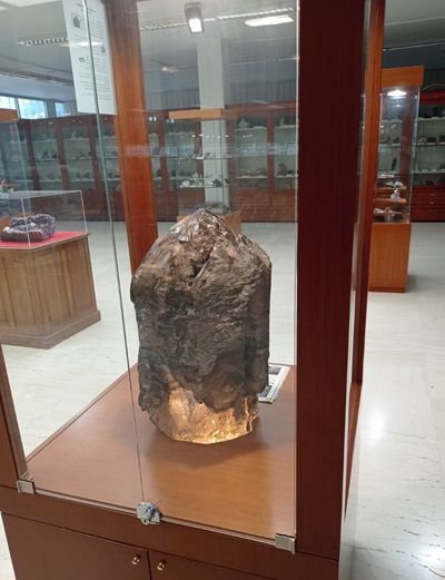 Smoky quartz crystal in the form of a scepter from Minas Gerais, Brazil